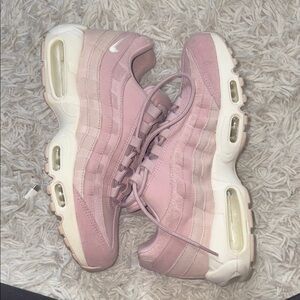 Nike Air Max 95 ‘Barley Rose’